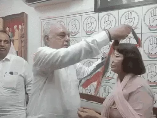 हरियाणा में पूर्व महिला सांसद ने BJP छोड़ी:हुड्डा ने कांग्रेस में शामिल किया; सैनी के CM बनने पर कुरूक्षेत्र से मांगी थी टिकट