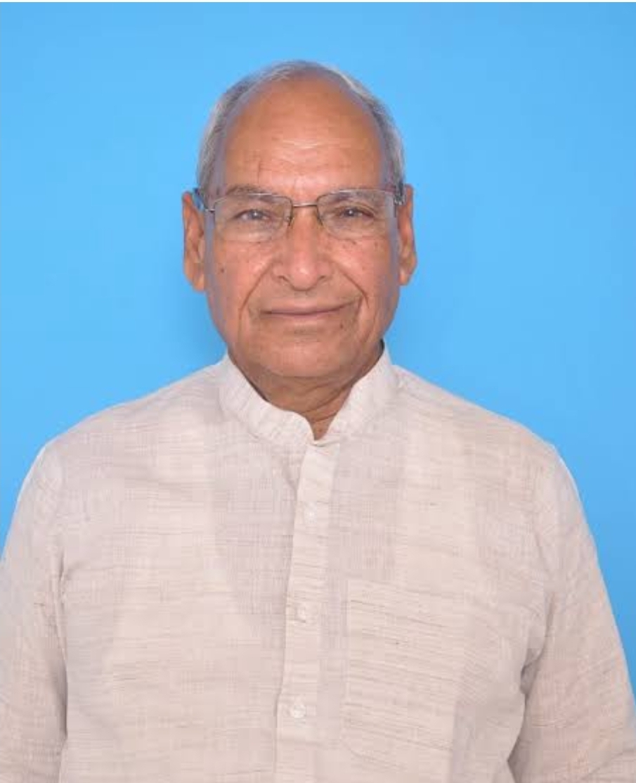 प्रदेश को हरा-भरा बनाने के लिए लगाया जाएगा एक पेड़ मां के नाम – राम कुमार कश्यप