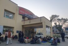 जगाधरी गुलाबनगर में मामूली कहासुनी को लेकर बढ़ा विवाद: गाड़ियां भरकर आए गुंडे,की जमकर पिटाई।